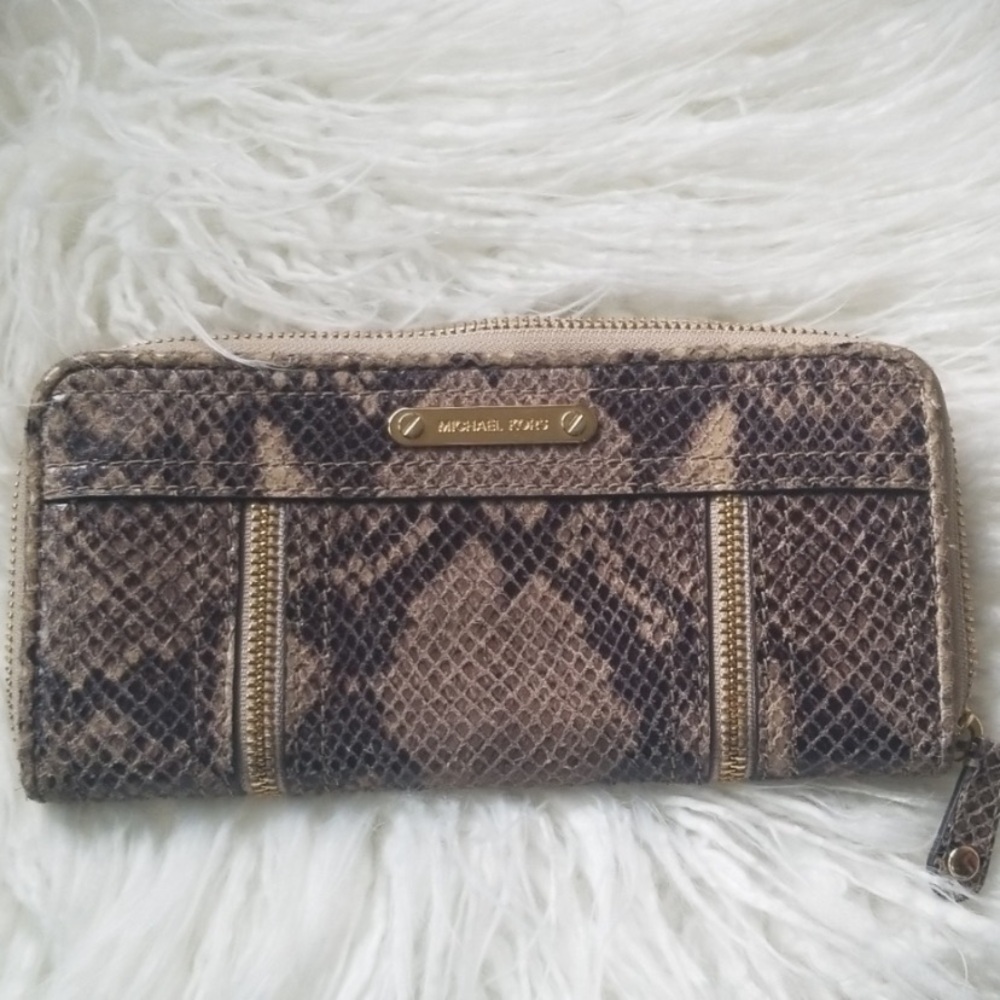 Michael Kors New Moxley Python Embossed Leather C… - image 3